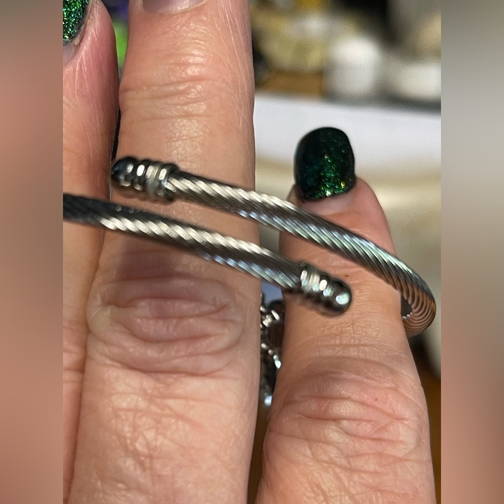 Adjustable bracelet - Picture 8 of 8